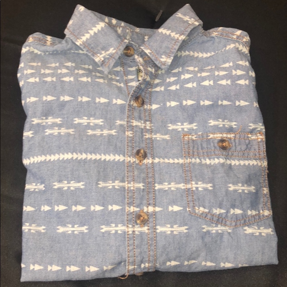 Boy 👦 Botton down shirt !